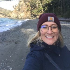 Meet your Posher, Britta